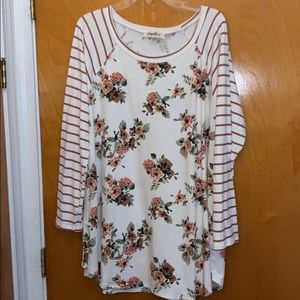 Super soft floral baseball tee